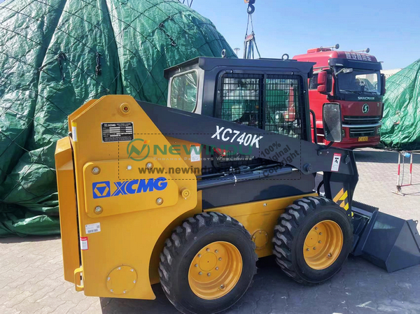 XCMG XC740K skid steer loader