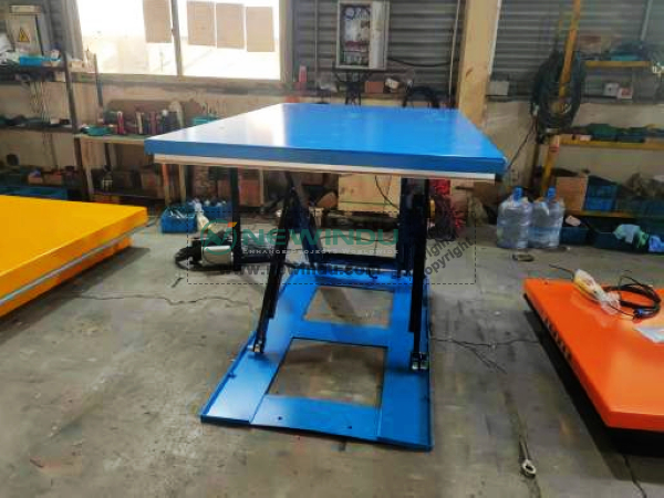 HELI CQD20-GB2SHD Reach Stacker & Hydraulic Lifting Table