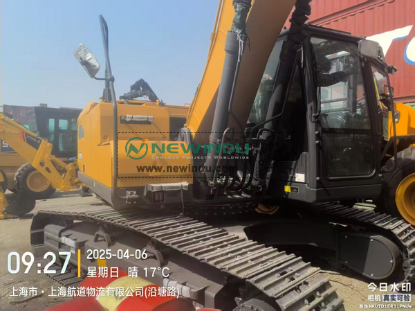 XCMG XE215G Excavator