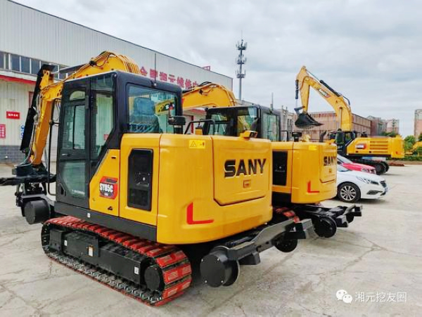 Warmly Congratulate The First Batch of SANY Crawler Excavators Delivered To Clients In Anhui!
